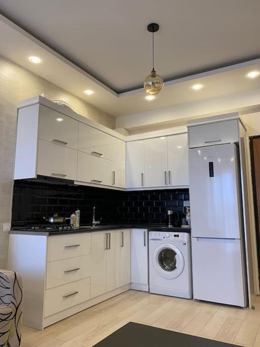 Apartment In The Center Tbilisi Exterior photo